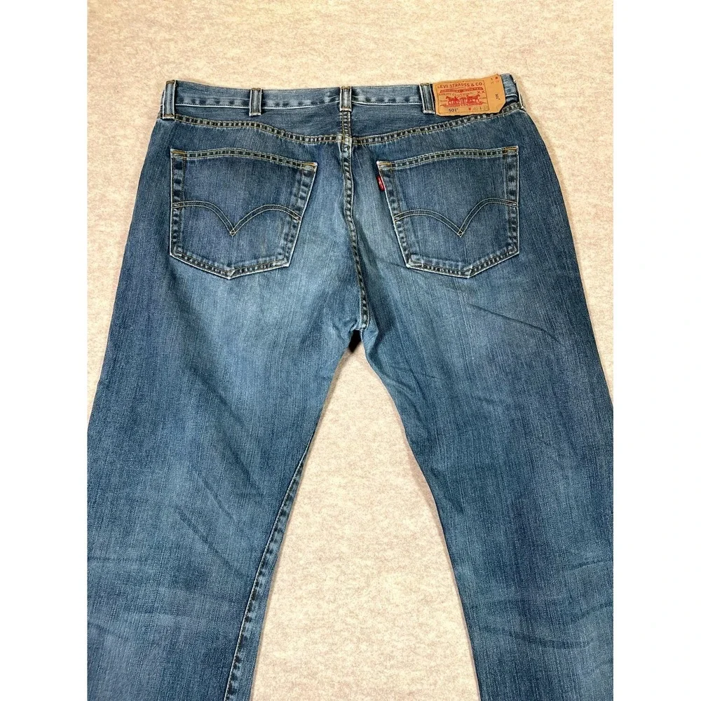 Levis 501 Straight Leg Jeans Mens‎ 40x34 Blue Whiskering Denim Button Fly Cotton
